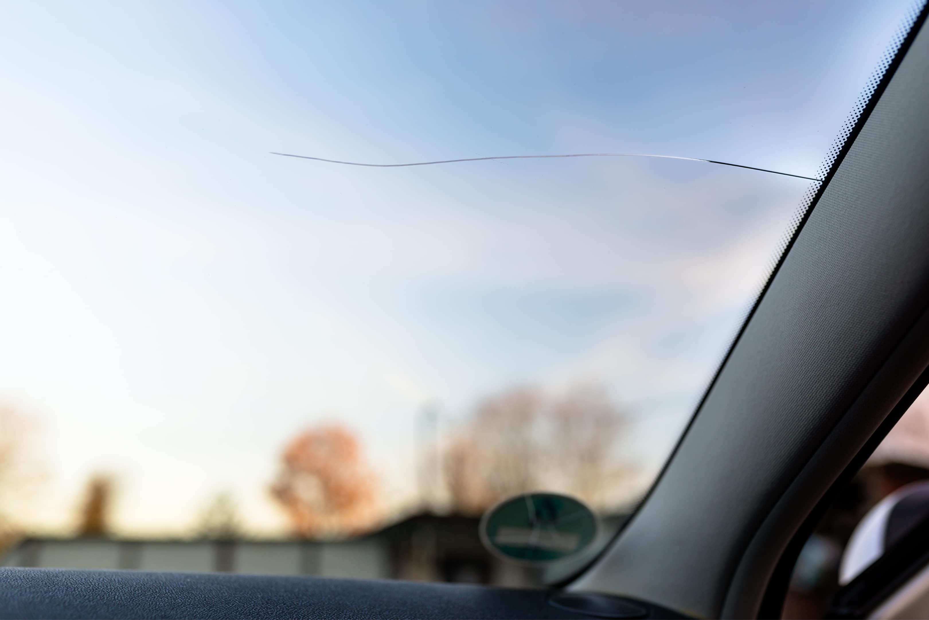 Is it Safe to Run a Car Through an Automated Car Wash With a Cracked Windshield?